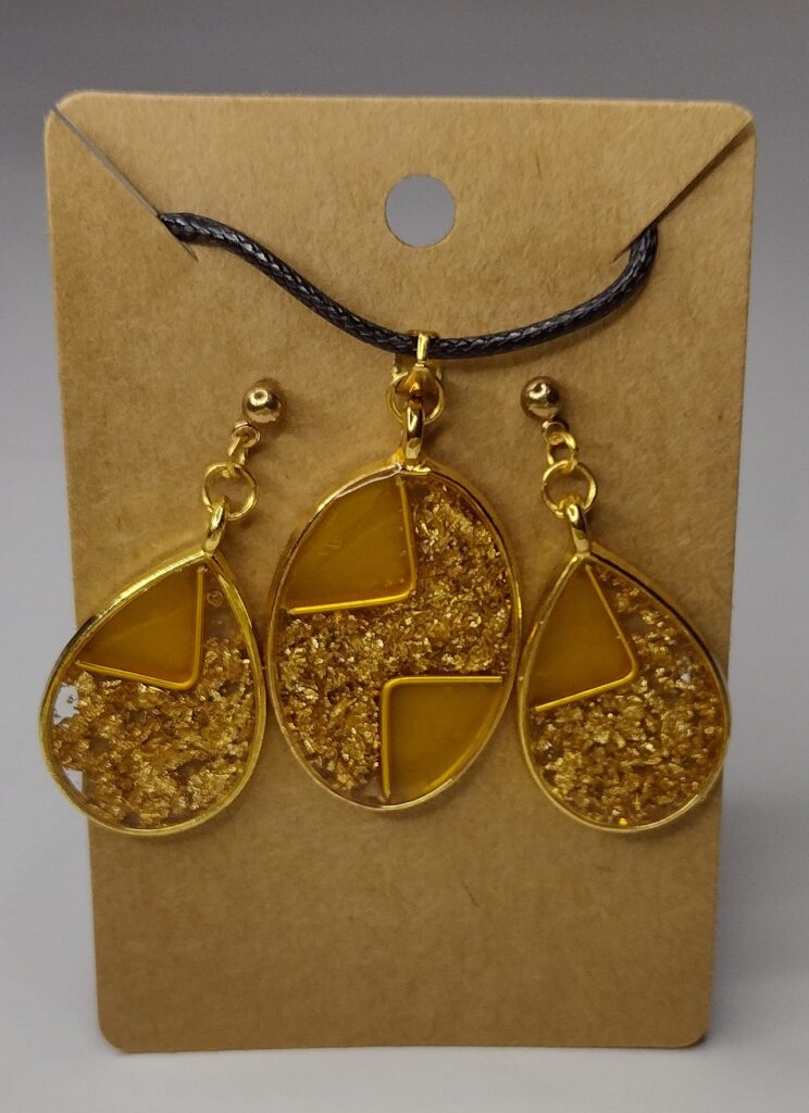 Golden Oval Set