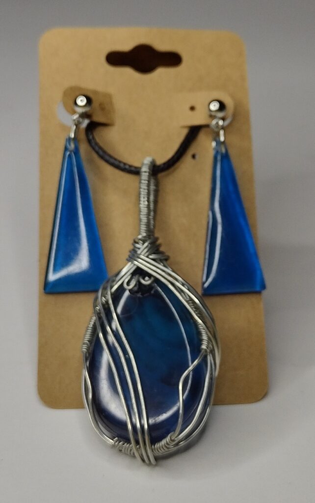 Blue Wire wrapped Set